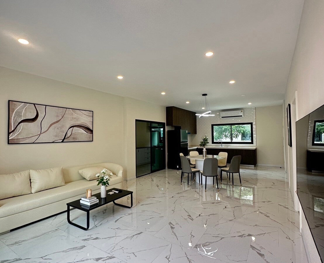 Luxury Detached House for Sale | Lake Serene Rama 2