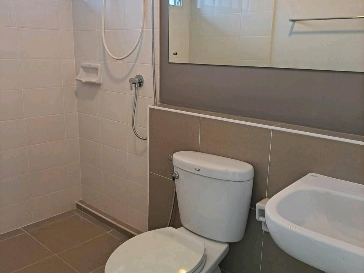 2-Storey Townhome for Rent | Indy 2 Pracha Uthit 90