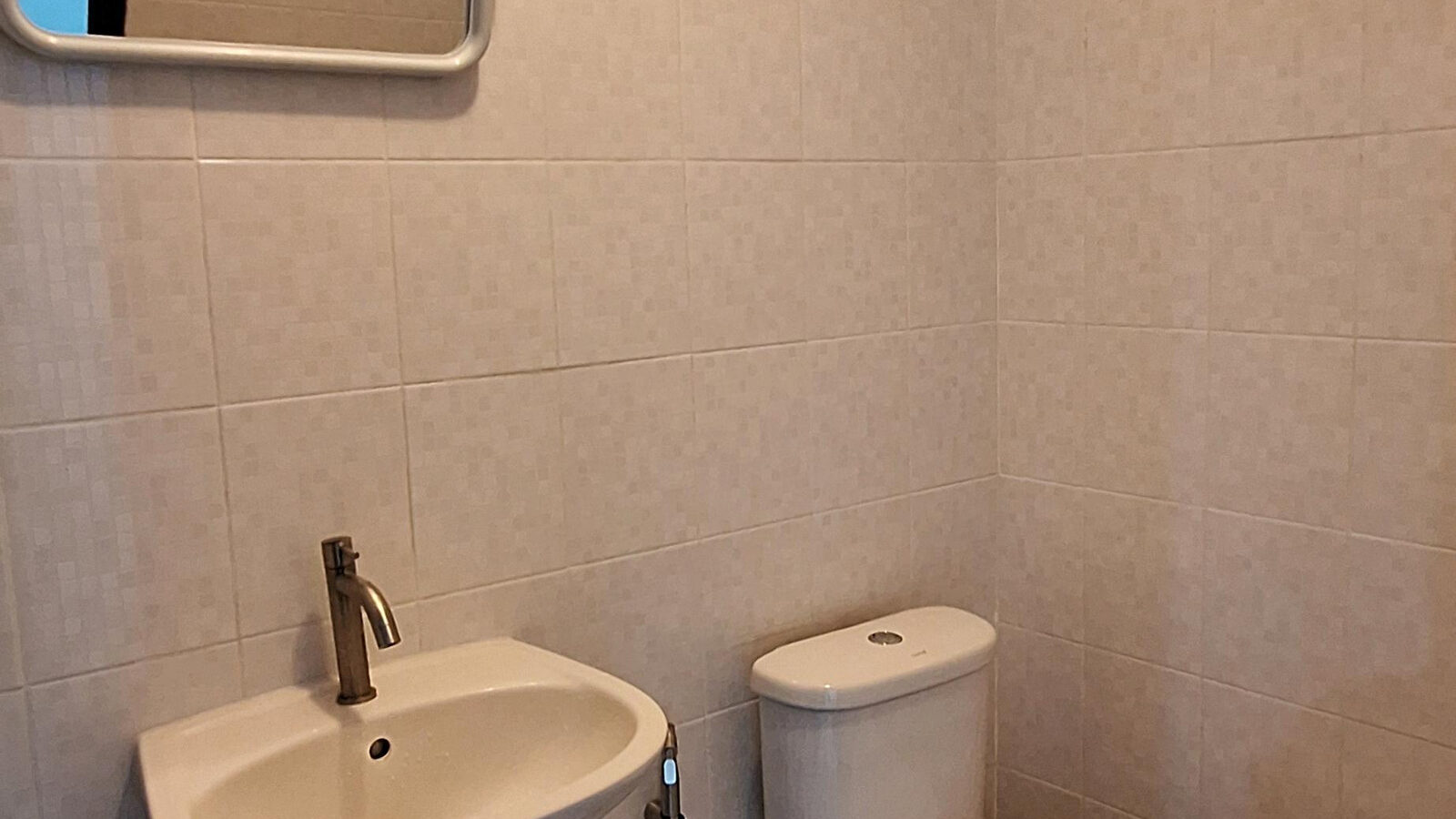 4-Storey Home Office for Rent | Town in Town Soi 2