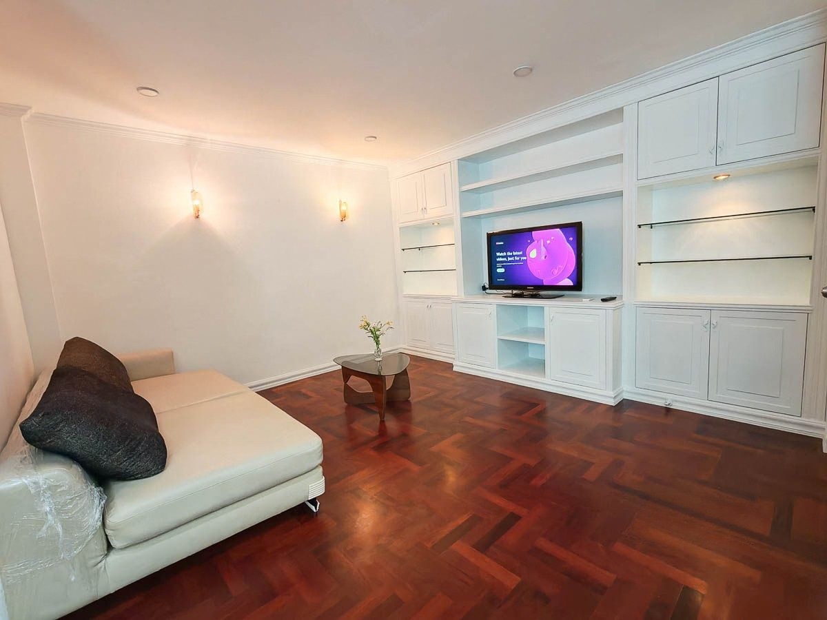 Newly Renovated Luxury Townhome for Rent | Sathu Pradit–Rama 3