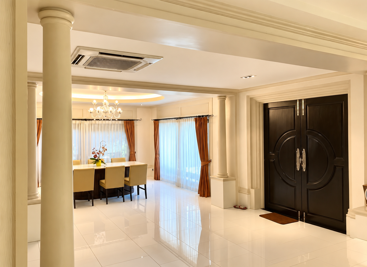Large Detached House for Rent | Pradit Manutham Soi 10 (Lat Phrao 87)