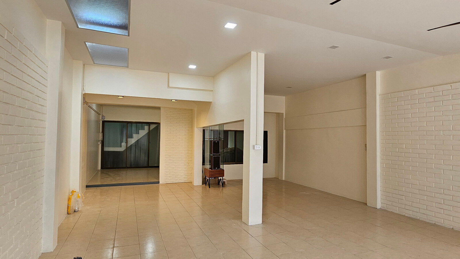 For Rent | Newly Renovated 2-Storey Home Office | Only 3 Minutes’ Walk to BTS Sai Yud