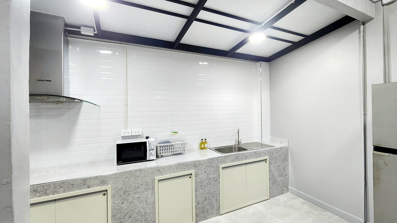 For Rent | 2-Storey Townhome at Yu Charoen Village, Ratchadaphisek 18