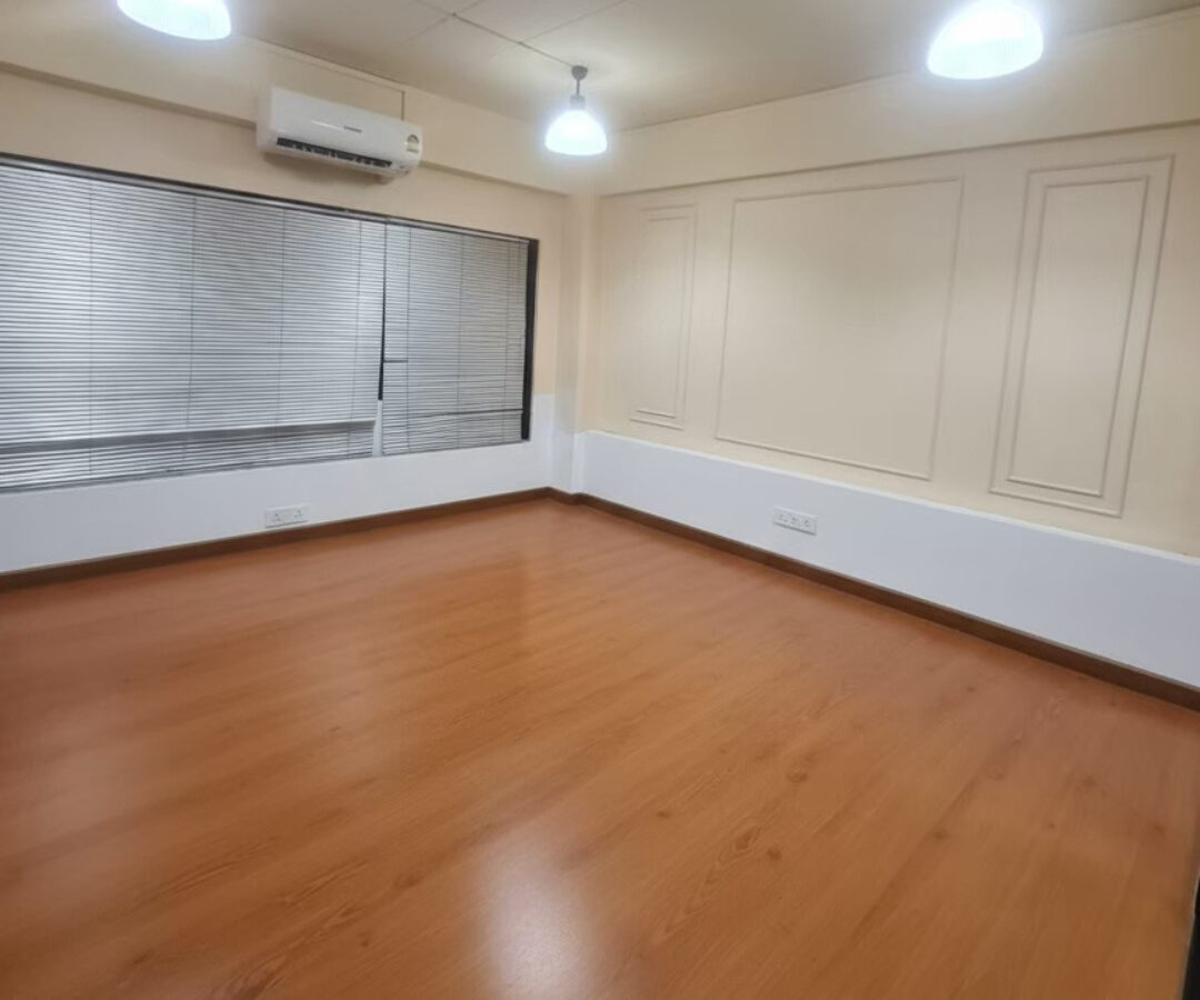 For Rent | 6-Storey Commercial Building (2 Units) on Main Road | Near BTS Phraek Sa