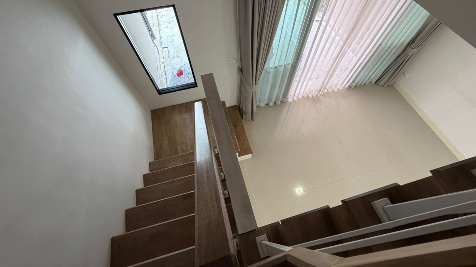 For Sale / Rent | Baan Klang Muang Phahon–Ramintra | Modern 3-Storey Townhome