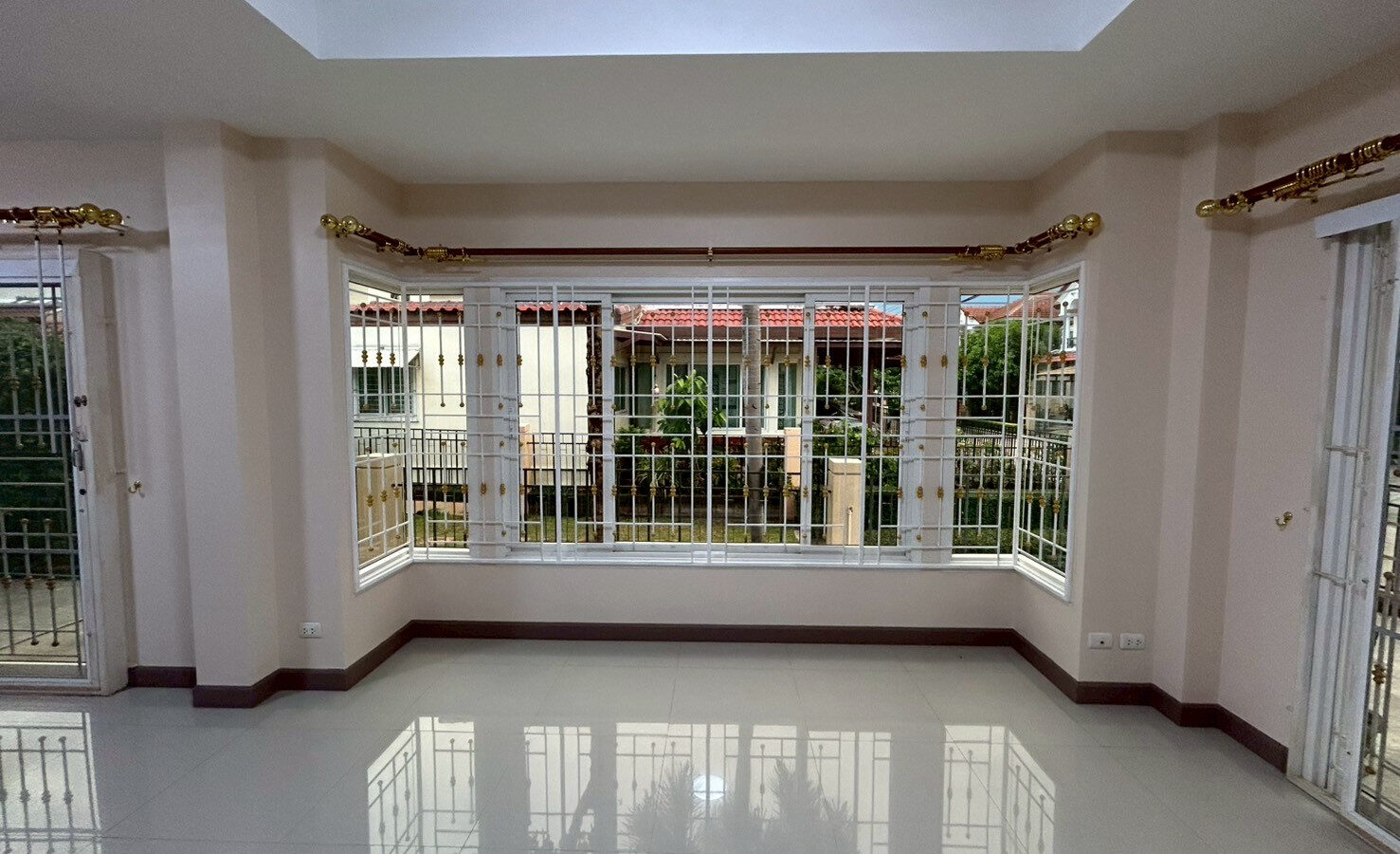 Detached House for Sale and Rent | The Grand Wongwaen–Pracha Uthit
