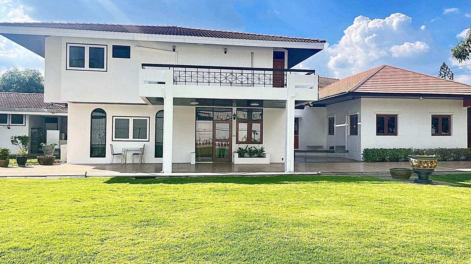 Large Detached House for Rent | Over 1 Rai | Sukhumvit 68