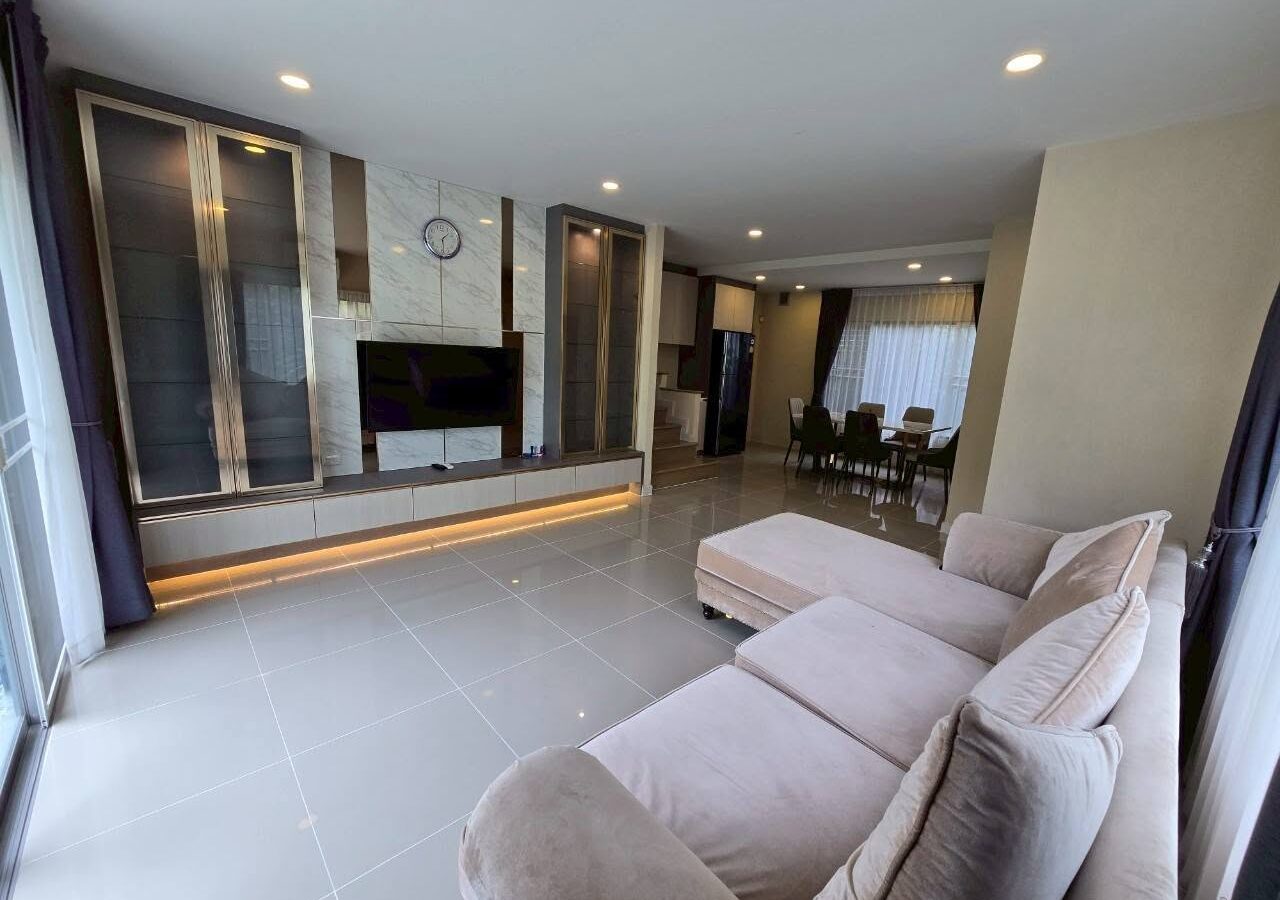 For Sale / Rent | Perfect Place Rama 9 – Krungthep Kreetha