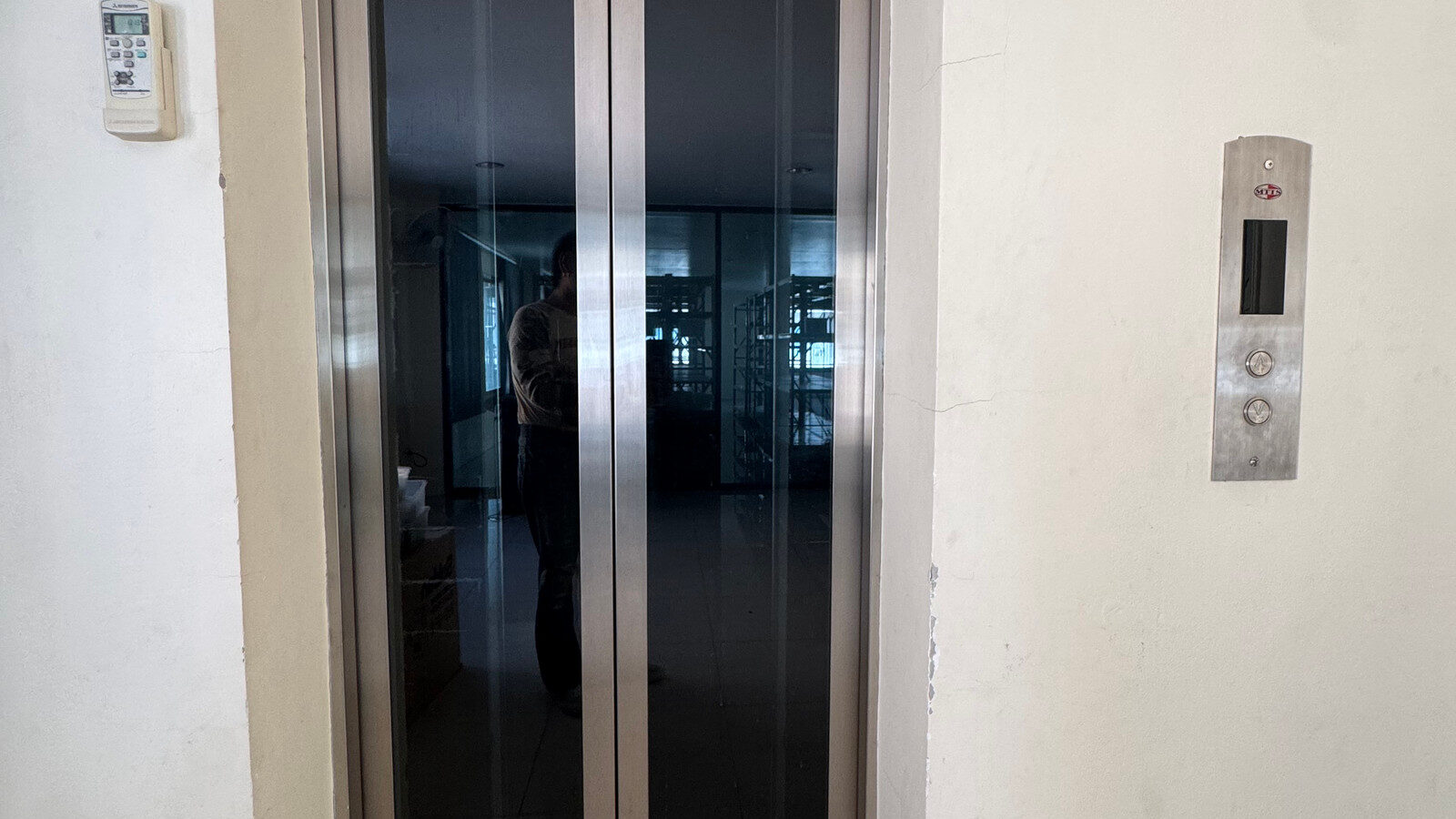 Office Building for Sale | 3.5-Storey Commercial Building with Elevator | Pradit Manutham–Ramintra