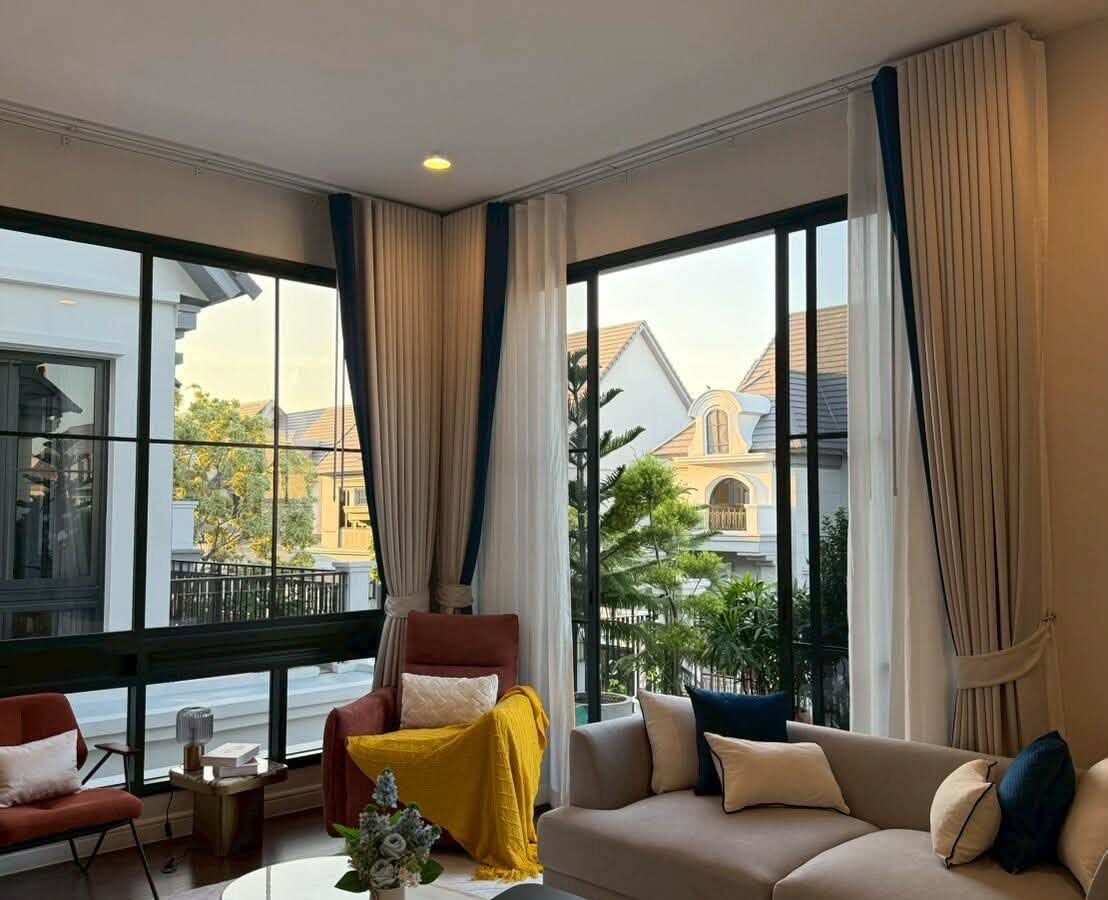For Sale / Rent | Luxury Detached House at Narasiri Phahon–Watcharaphol