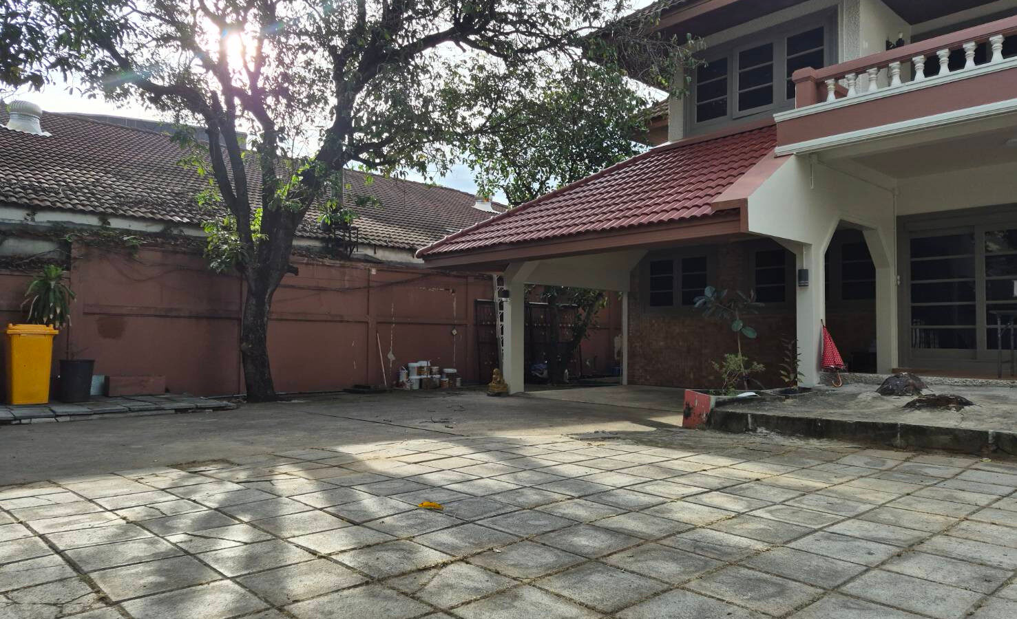 Detached House for Rent | Classic / Mid-Century Style | Chok Chai 4 Soi 80