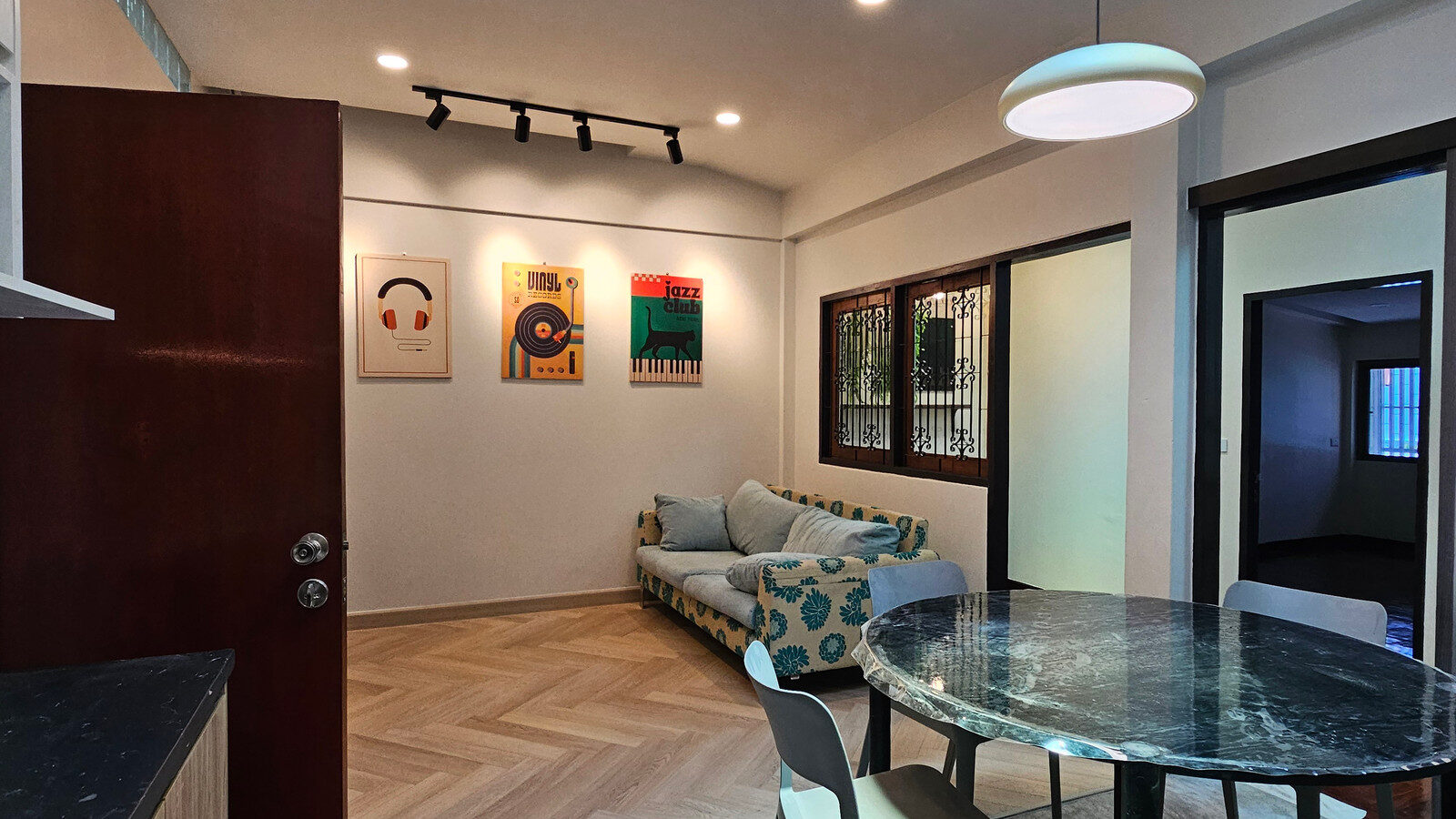For Rent | Newly Renovated 2-Storey Home Office | Only 3 Minutes’ Walk to BTS Sai Yud