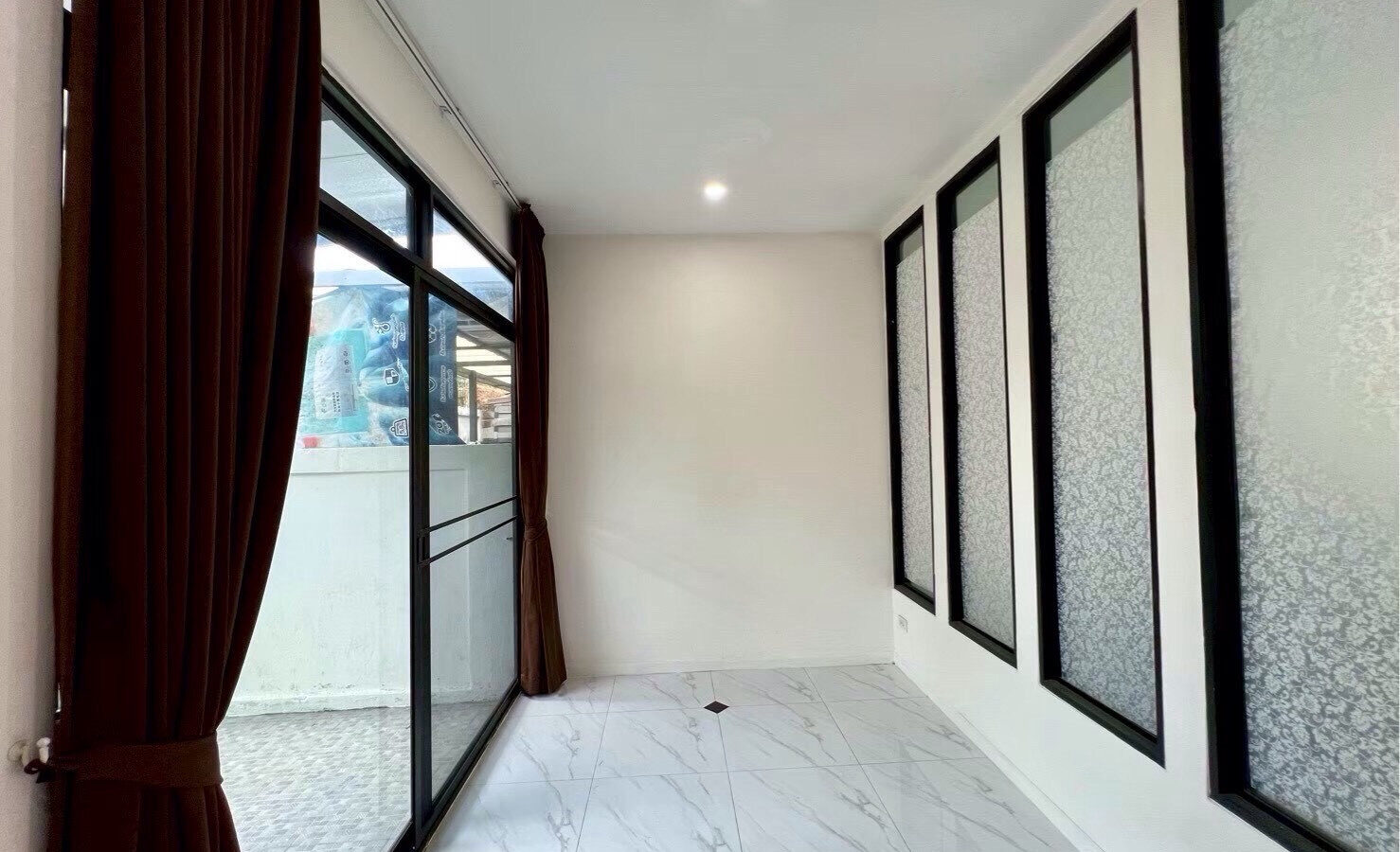For Rent | Renovated 3-Storey Townhome / Home Office at Luk Golf Premium Village