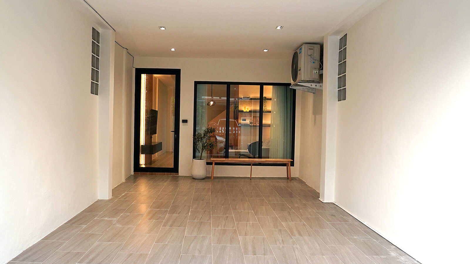 For Rent | Fully Furnished 2-Storey Townhome at Yu Charoen 29 Village, Ratchada 18