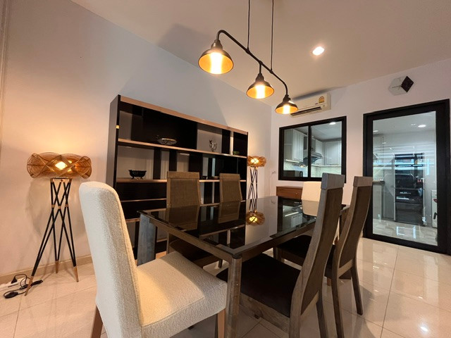 4-Storey Townhome for Rent | Flora Marigold Sathu Pradit–Rama 3