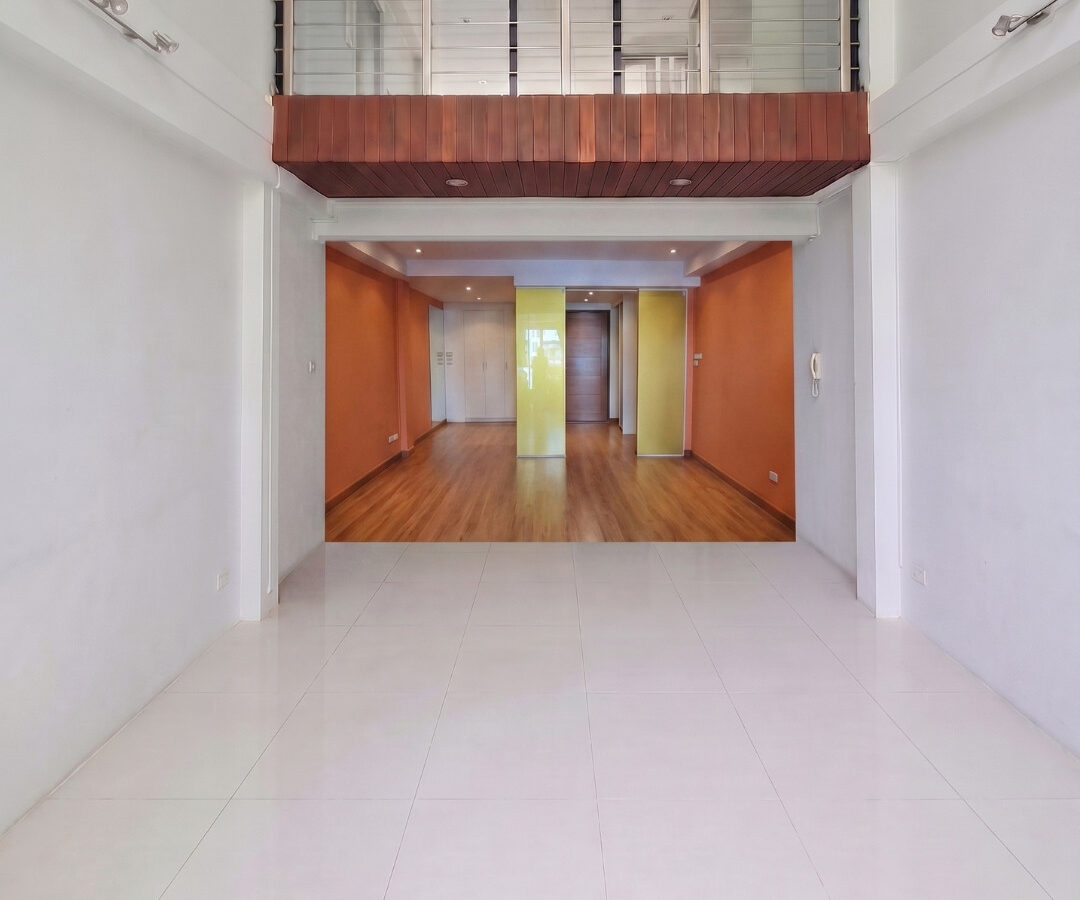 For Rent | 6-Storey Commercial Building (2 Units) on Main Road | Near BTS Phraek Sa