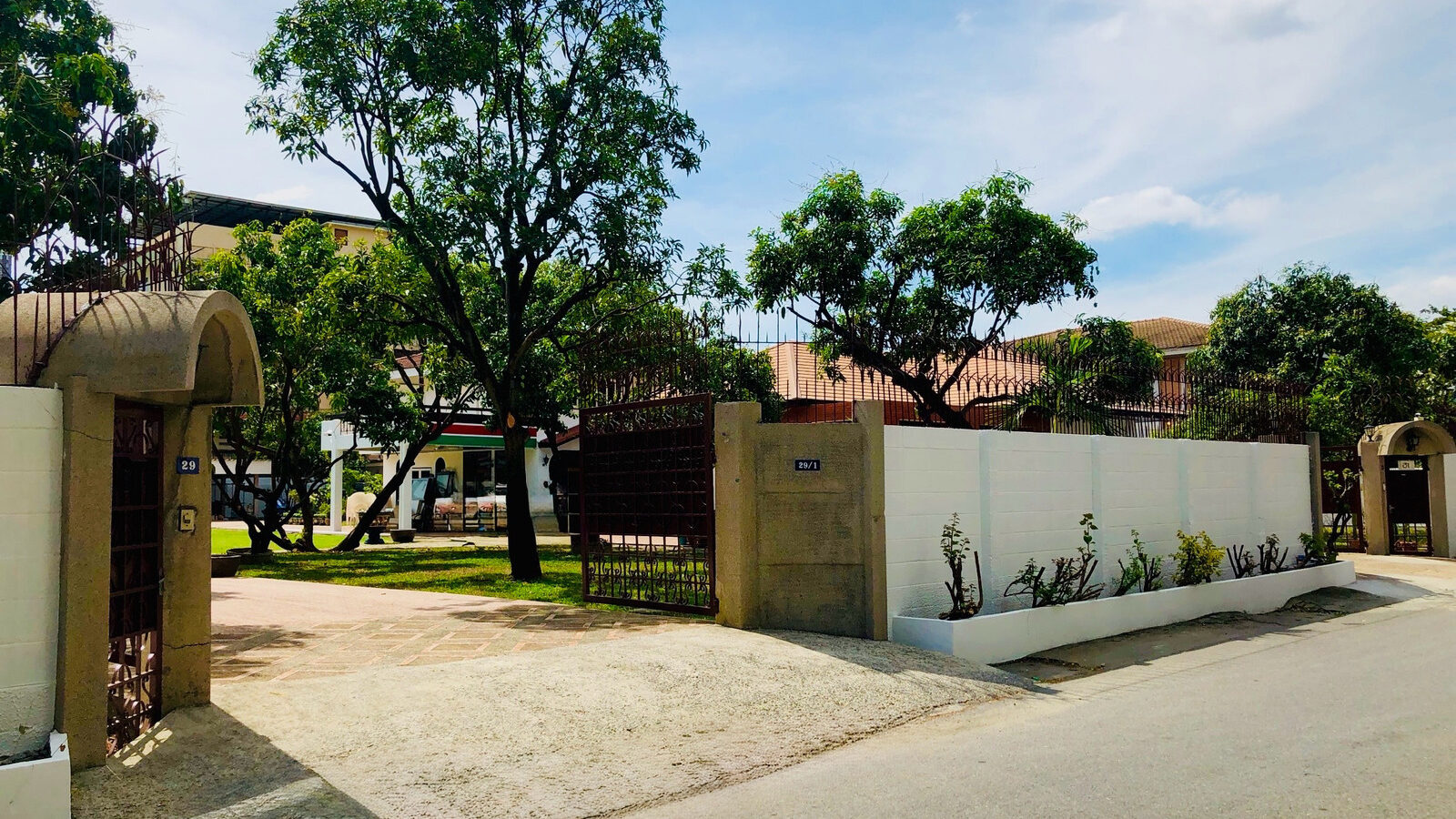 Large Detached House for Rent | Over 1 Rai | Sukhumvit 68