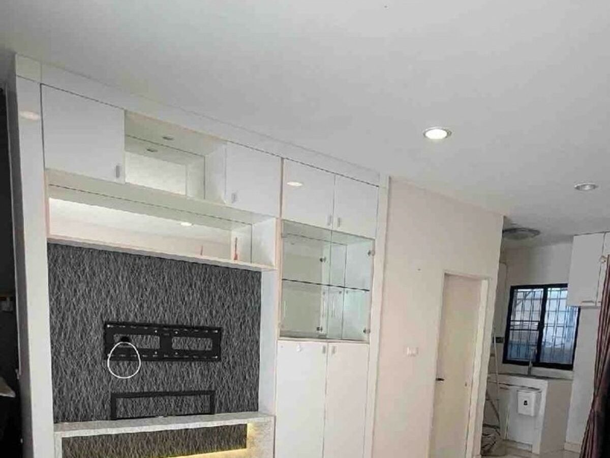 For Sale / Rent – 3-Storey Townhome at Baan Klang Muang Rama 2–Phutthabucha