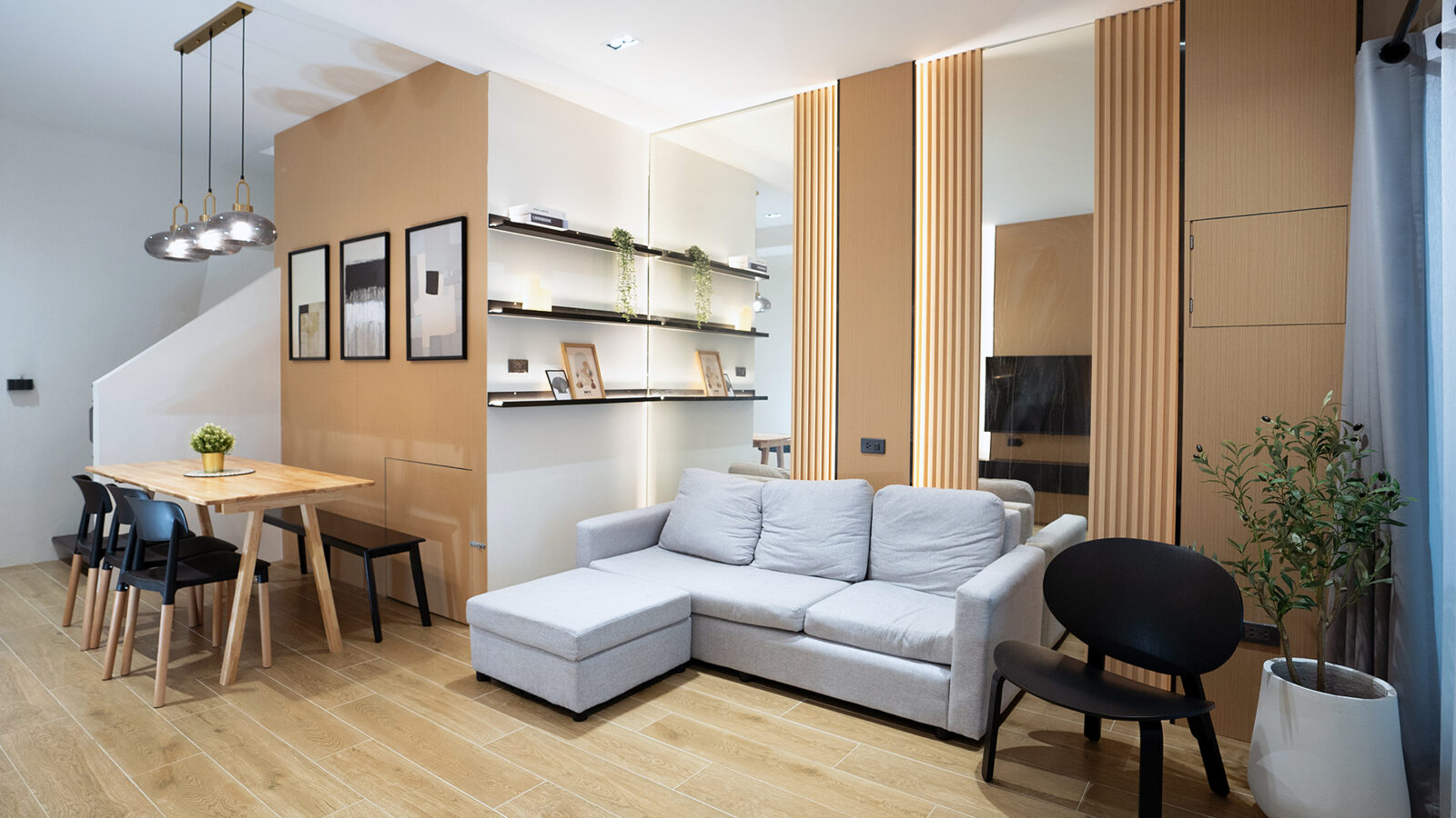 For Rent | Fully Furnished 2-Storey Townhome at Yu Charoen 29 Village, Ratchada 18