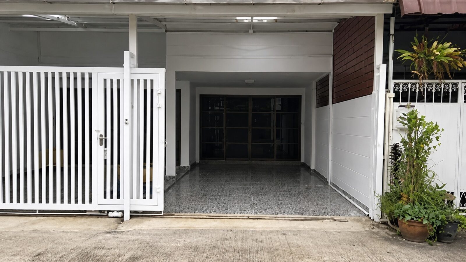 For Rent | Newly Renovated 2-Storey Townhome | Sukhumvit 101/1 – Wachiratham Sathit 57