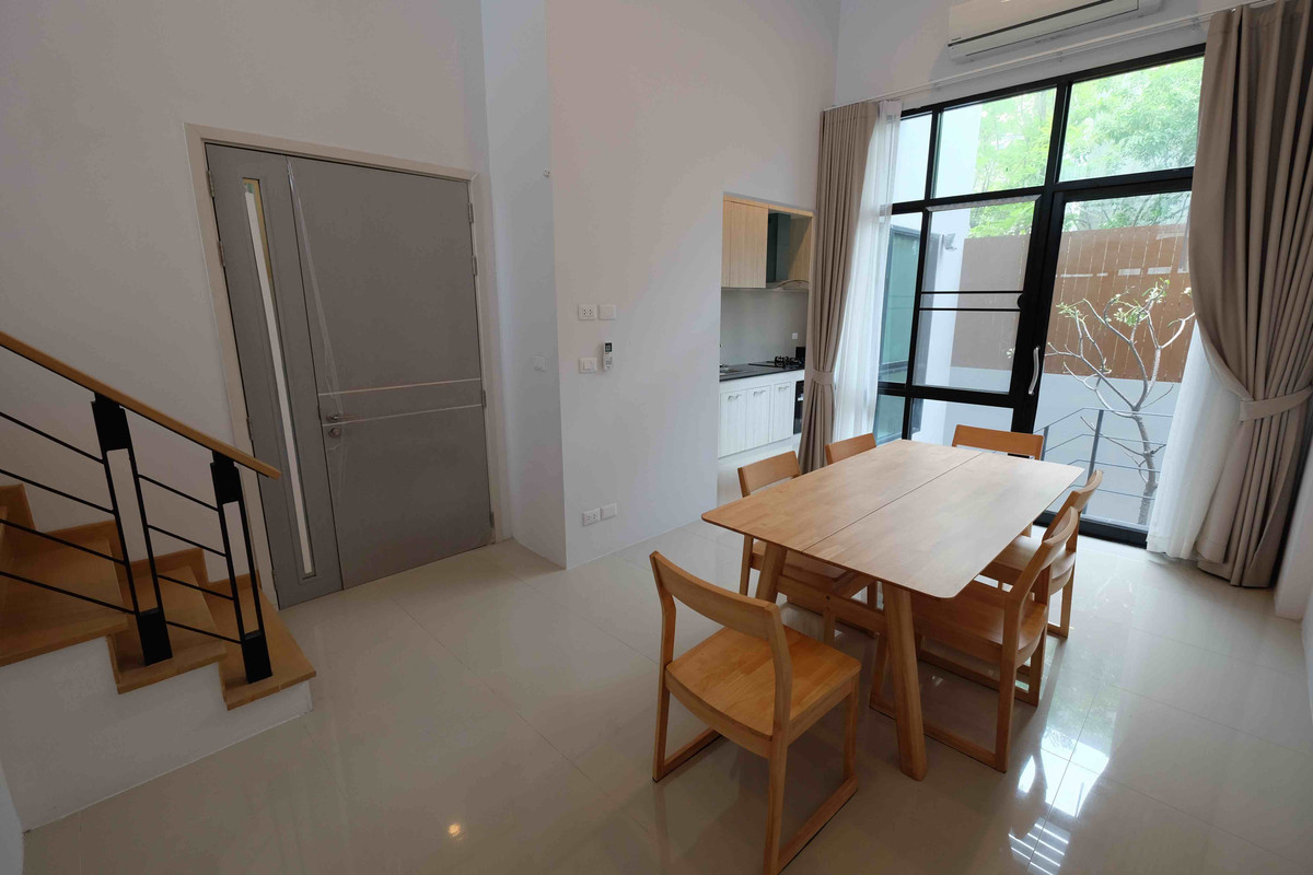 For Rent | Modern 4-Storey Townhome with Mezzanine | Suan Phlu 1 – Sathorn 3