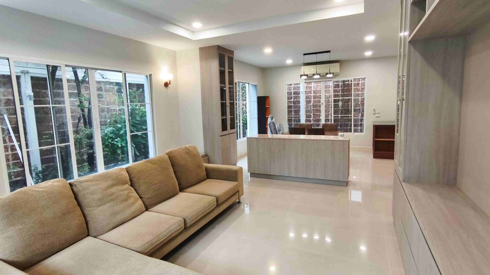 Luxury 3-Storey Detached House for Rent | Baan Klang Krung The Nice Ratchavipha