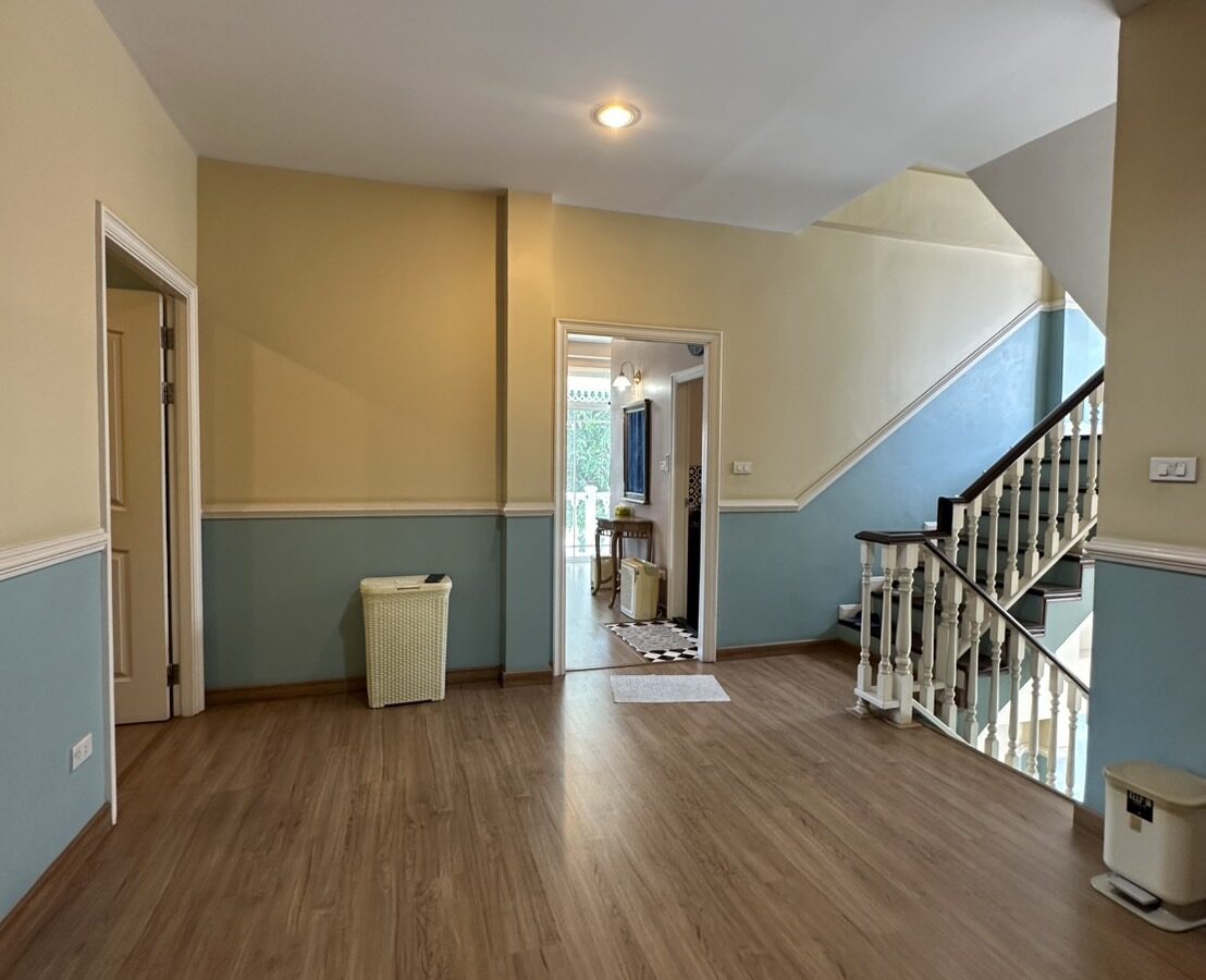 For Sale / Rent | Spacious Detached House in Bearing Soi 26