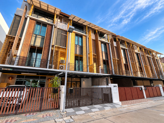 4-Storey Townhome for Rent | Flora Marigold Sathu Pradit–Rama 3
