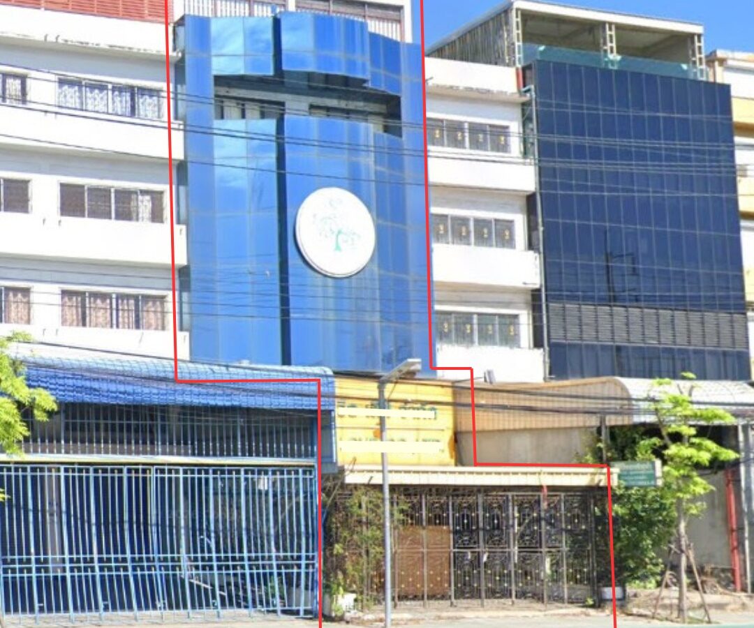 For Rent | 6-Storey Commercial Building (2 Units) on Main Road | Near BTS Phraek Sa