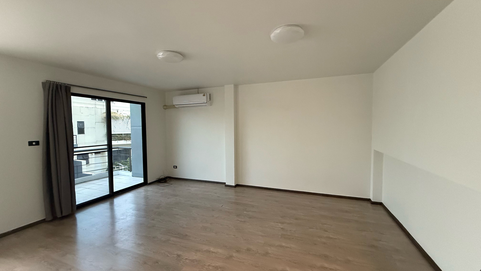 For Rent | Spacious 4-Storey Home Office at Lasalle 77, Bangna