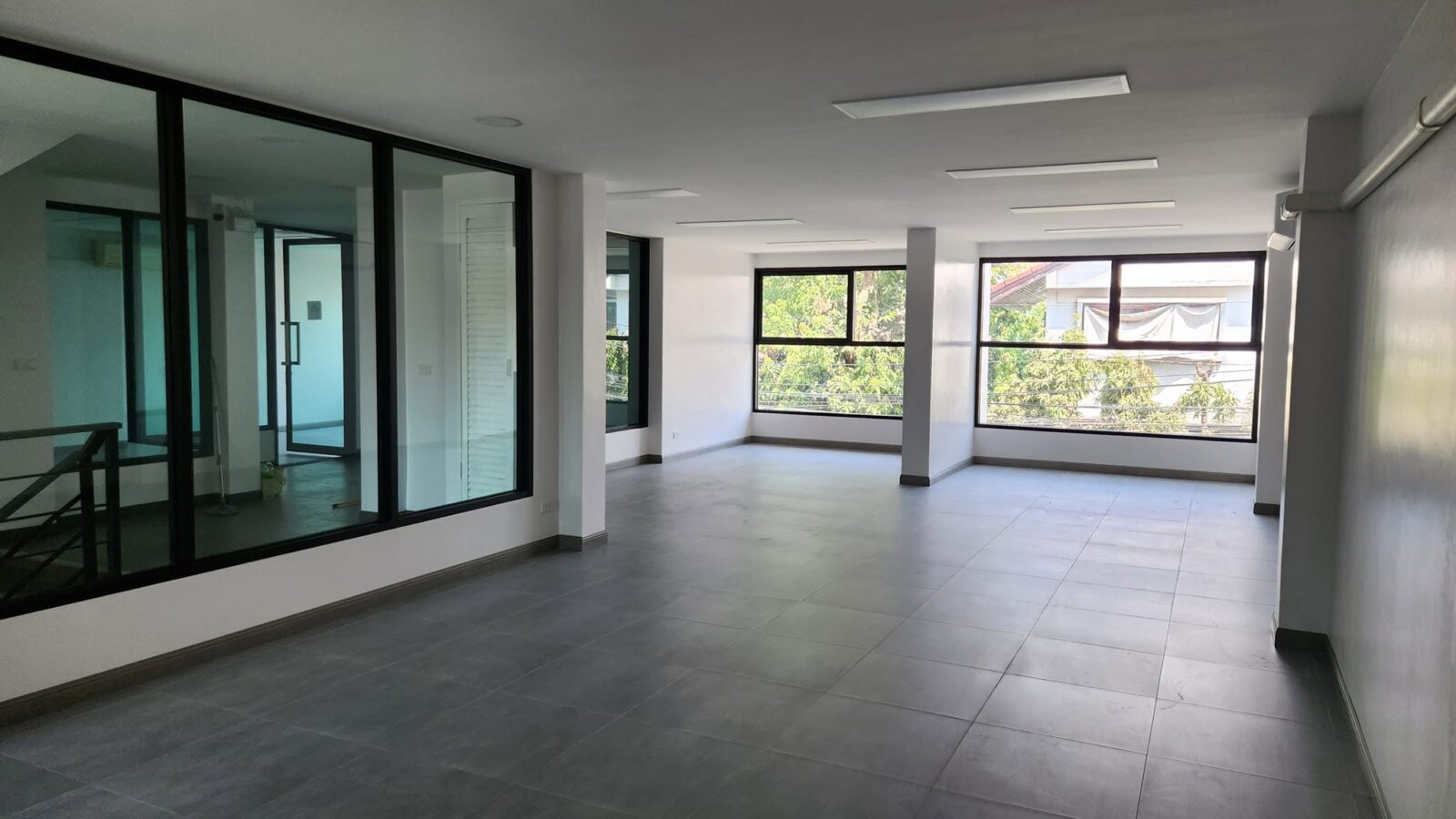 For Rent | 4-Storey Office Building with Elevator at NAILEK AREA, Vibhavadi Rangsit 17
