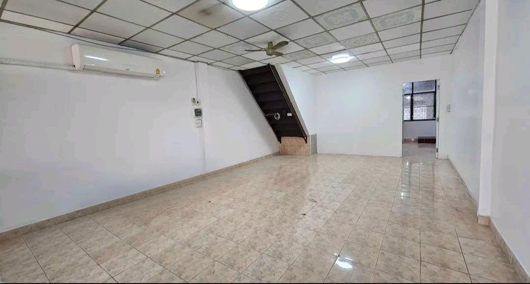 For Rent | 2-Storey Townhouse in Udom Suk | Soi Thep Sanga – Soi Prawit Lae Phuean