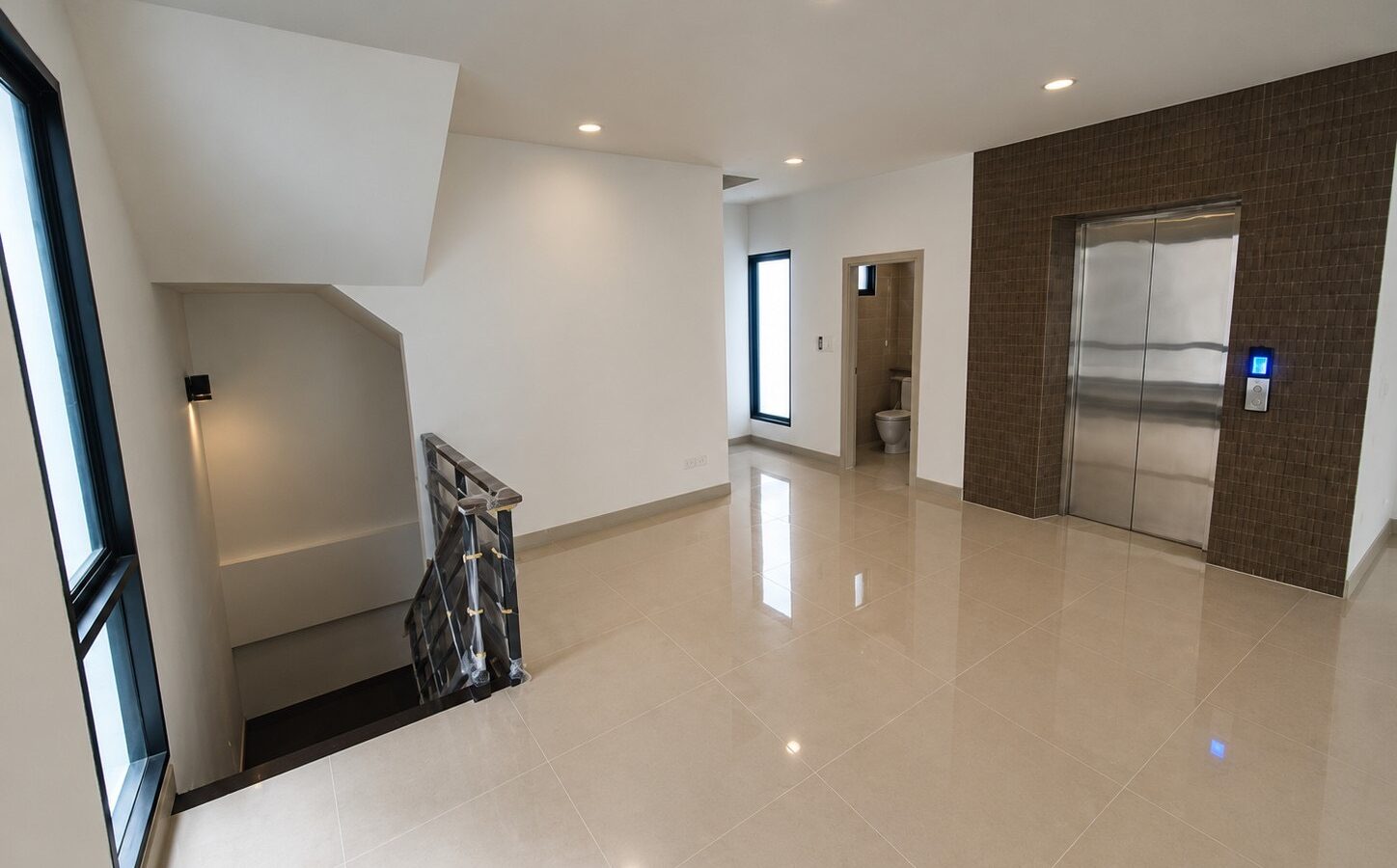 For Sale / Rent | 5-Storey Home Office at Premium Place Kaset–Nawamin