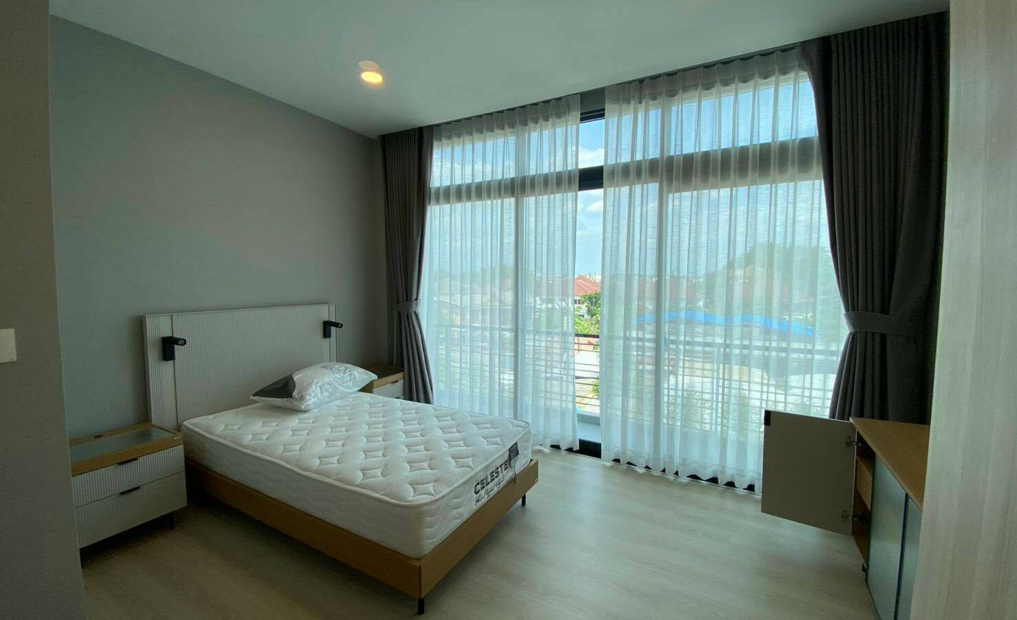 For Rent | Nirvana DEFINE Krungthep Kreetha | Modern 3-Storey Townhome