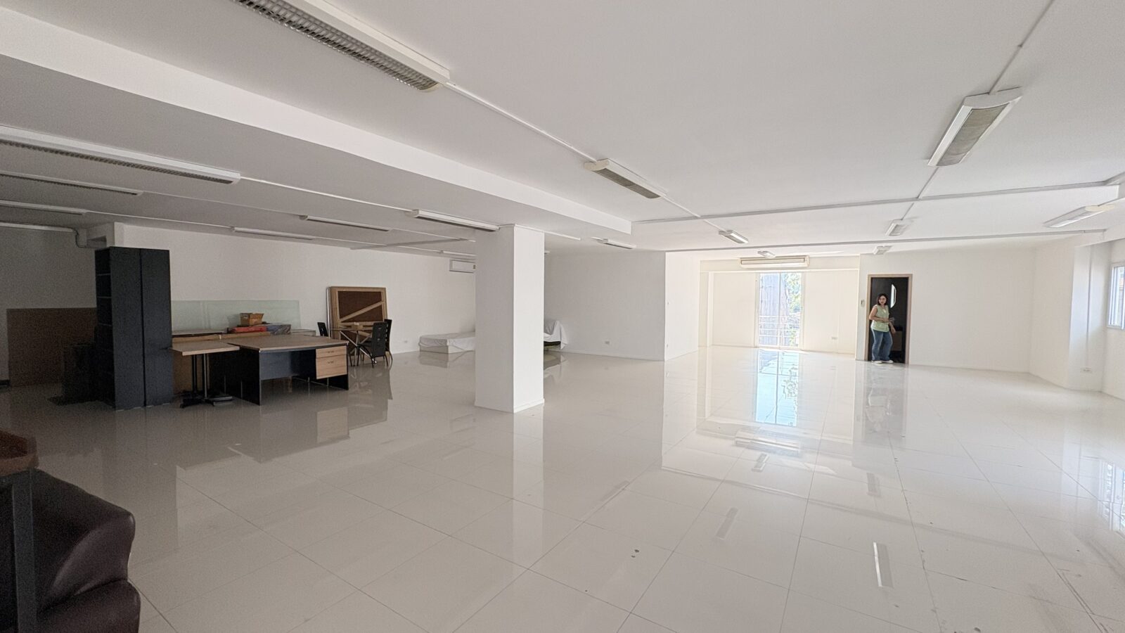 For Rent | Office Space at Wealth Tower, Charoen Nakhon