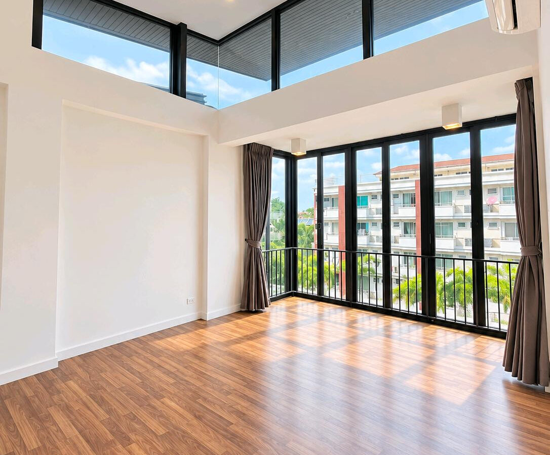 For Rent | 4-Storey Luxury Home Office at THE PENTAS Ratchada–Rama 9