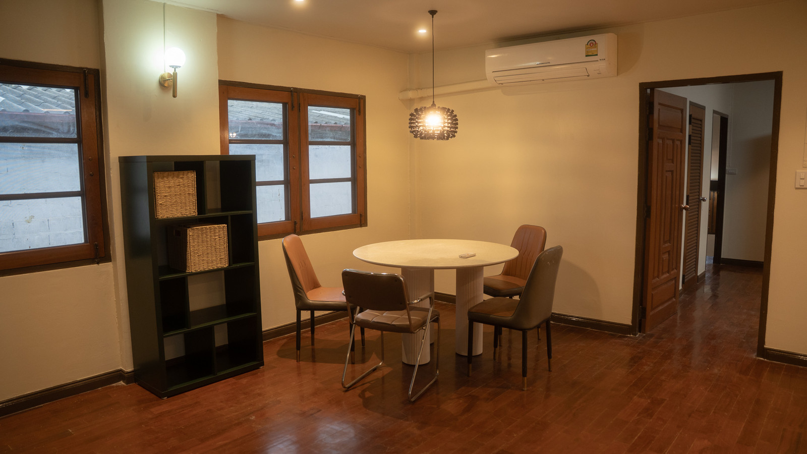 Detached House for Rent | Classic / Mid-Century Style | Chok Chai 4 Soi 80