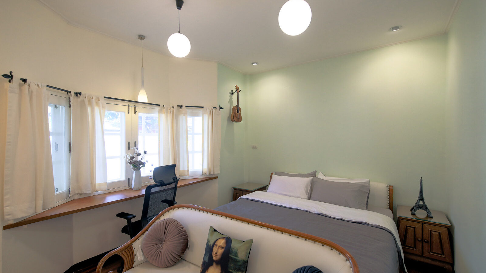 Renovated Single-Storey Detached House for Rent | Krungthep Kreetha Soi 39