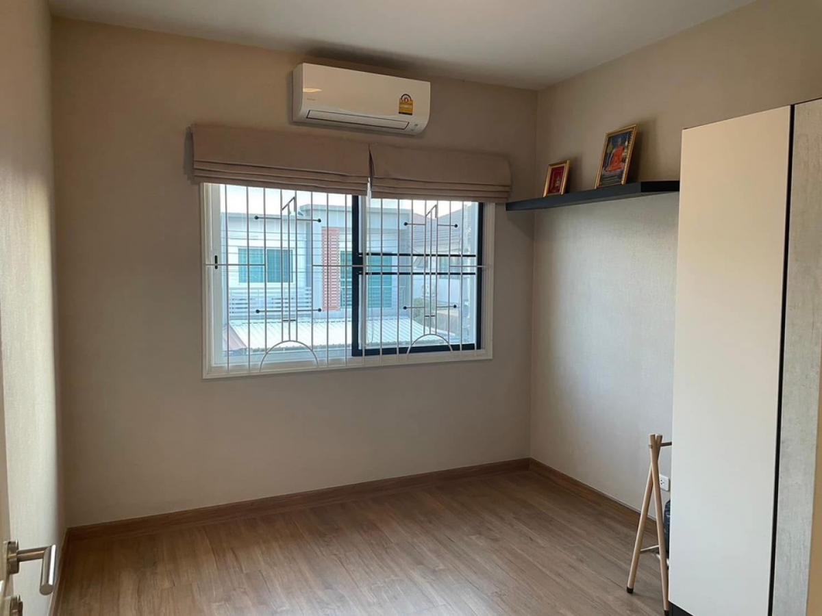 2-Storey Townhome for Rent | Habitown Watcharapol