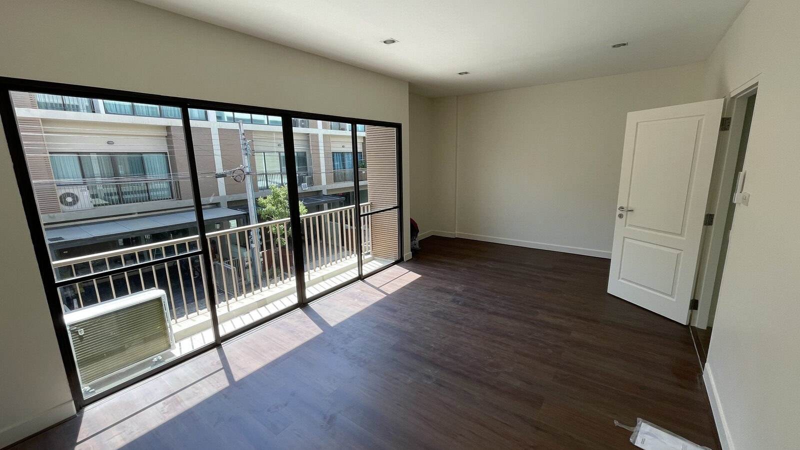 For Rent | Lumpini Town Residence Bangna–Srinakarin | 3-Storey Loft-Style Home Office