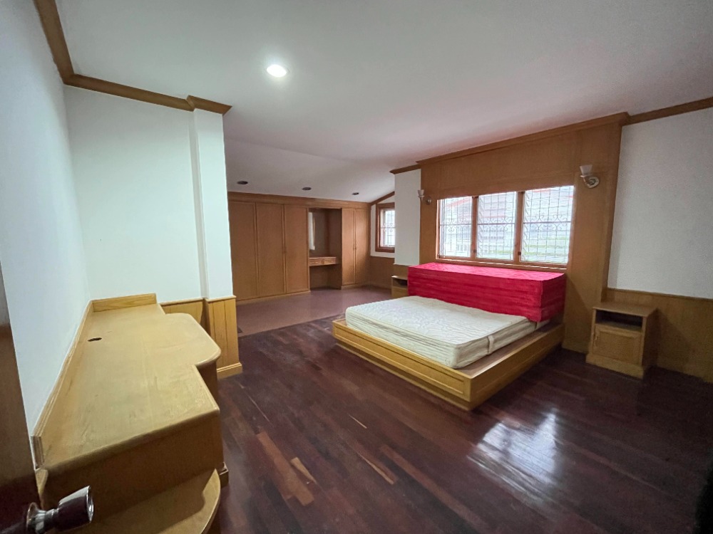 For Rent | 2-Storey Detached House at Preecha 1 Village | Pattanakarn 39