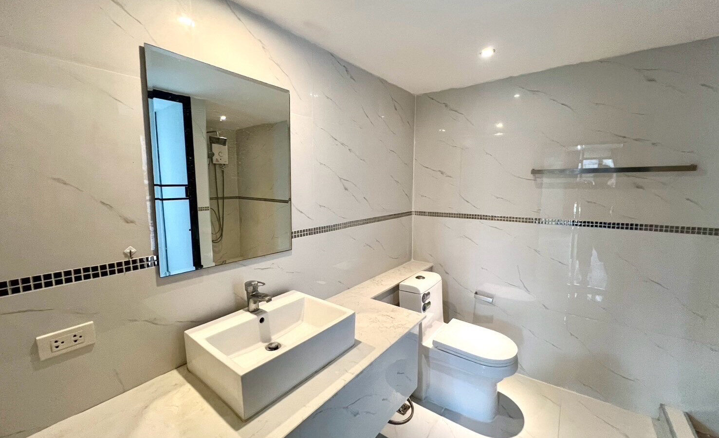 For Rent | Renovated 3-Storey Townhome / Home Office at Luk Golf Premium Village