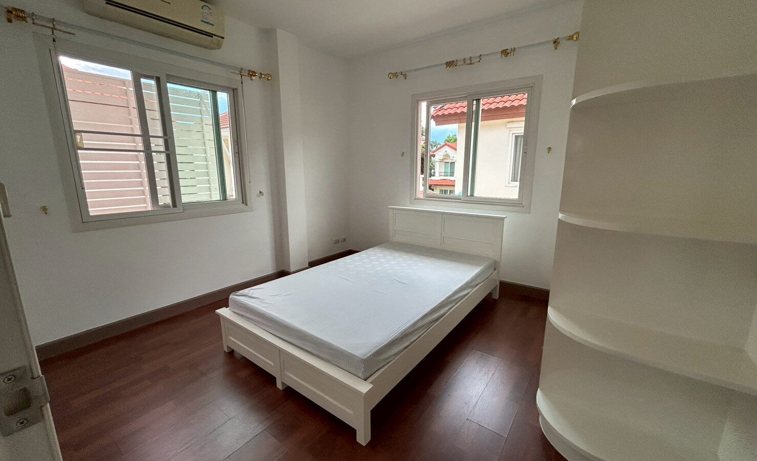 Detached House for Sale and Rent | The Grand Wongwaen–Pracha Uthit