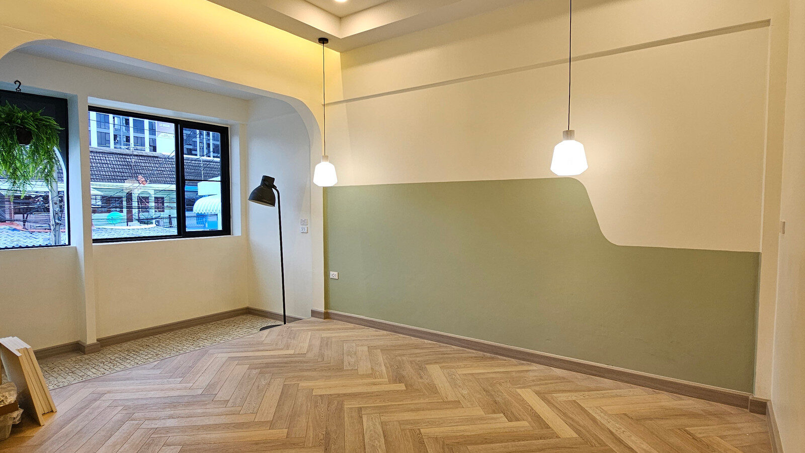 For Rent | Newly Renovated 2-Storey Home Office | Only 3 Minutes’ Walk to BTS Sai Yud
