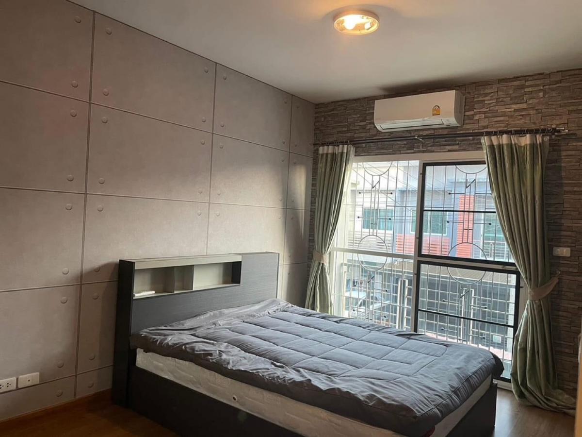 2-Storey Townhome for Rent | Habitown Watcharapol