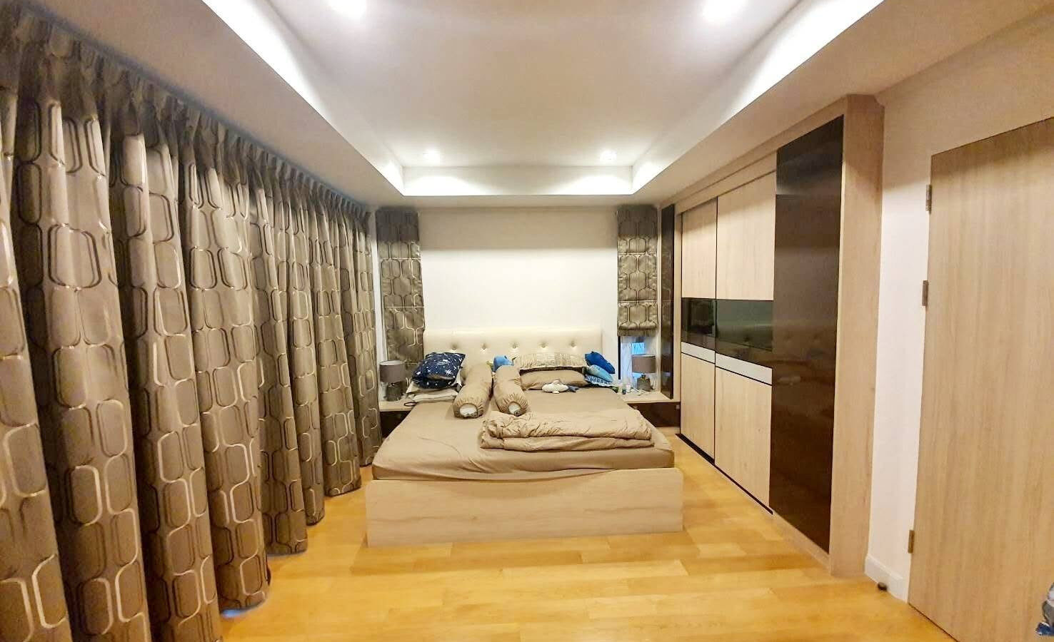 For Sale | Supalai Essence Ladprao | Luxury 3-Storey Semi-Detached House