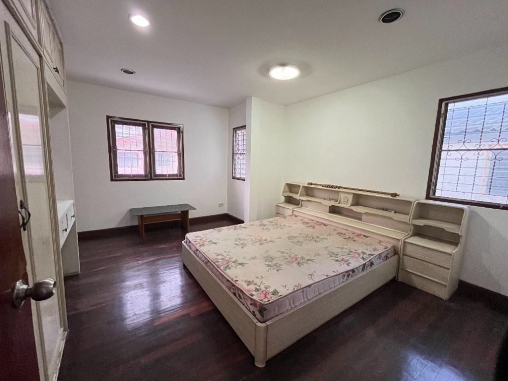For Rent | 2-Storey Detached House at Preecha 1 Village | Pattanakarn 39