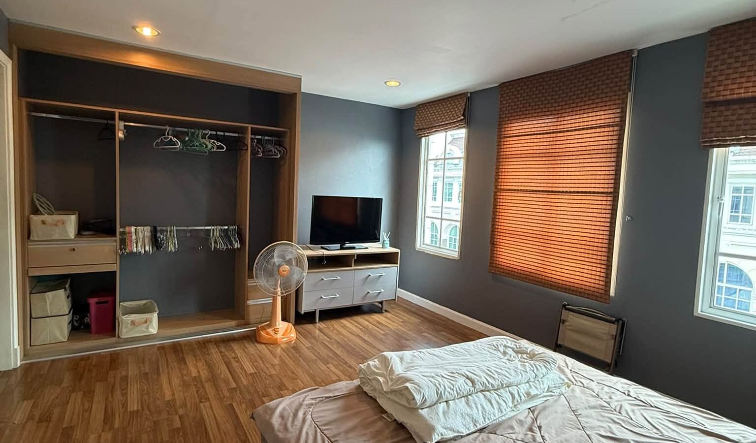 3-Storey Townhome for Sale / Rent | Plus City Park Rama 9–Hua Mak
