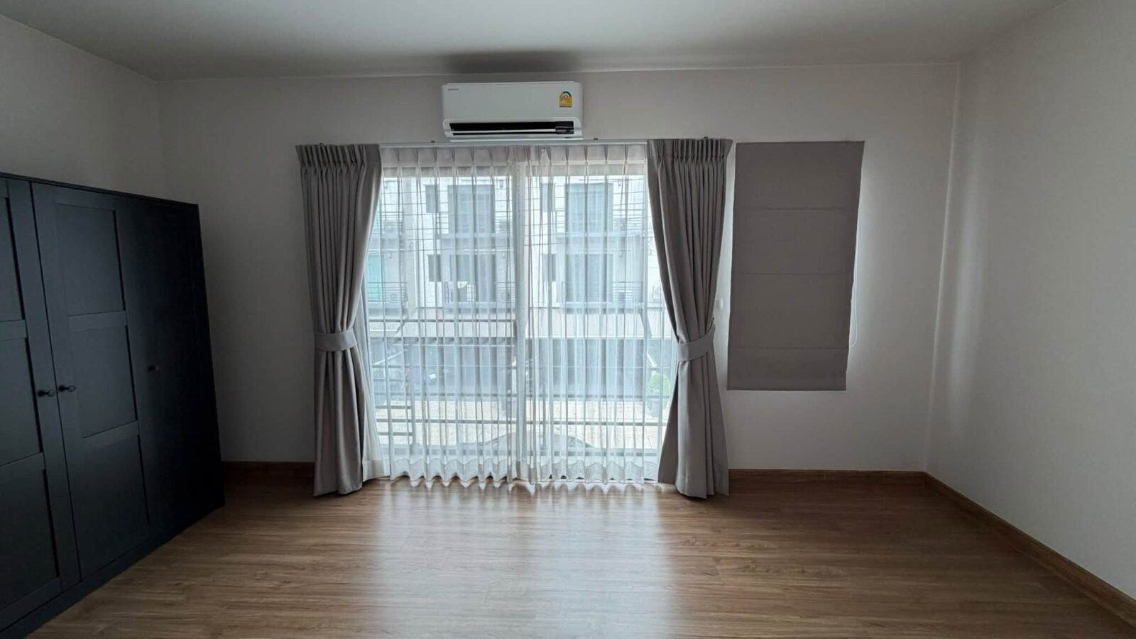 For Sale / Rent | Baan Klang Muang Phahon–Ramintra | Modern 3-Storey Townhome