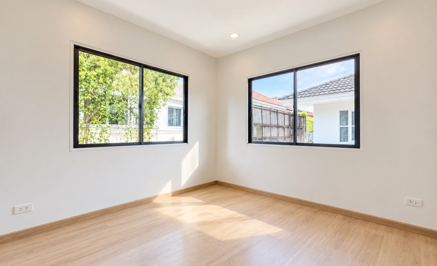 For Sale | 2-Storey Detached House at Nantawan Watcharapol–Ramintra